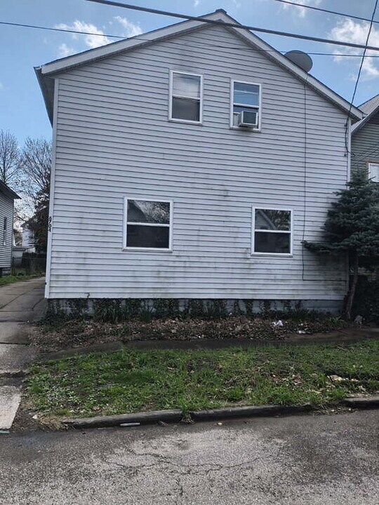 6704 Claasen Ave in Cleveland, OH - Building Photo