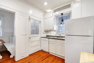 903 E Euclid Ave in San Antonio, TX - Building Photo - Building Photo