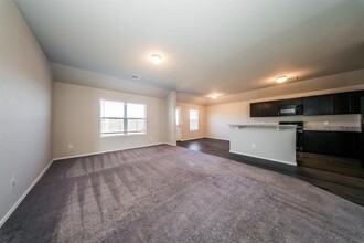 5211 Mac Rd in Tuttle, OK - Building Photo - Building Photo