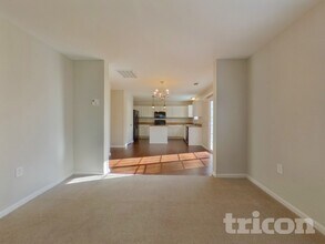 4936 Broad Leaf Ct in Dallas, NC - Building Photo - Building Photo