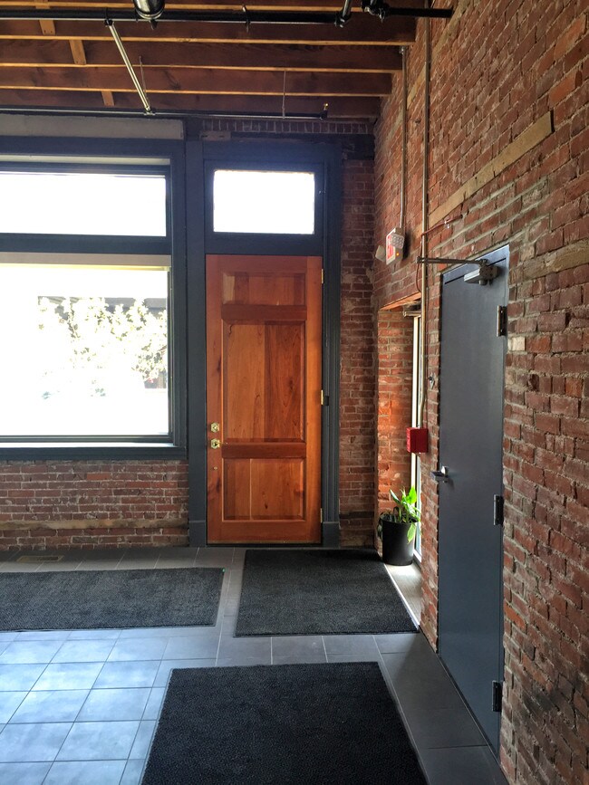 Brass Building Lofts in Pittsburgh, PA - Building Photo - Building Photo