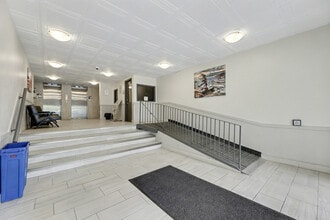 River Ridge Tower Apartments in Chatham, ON - Building Photo - Building Photo