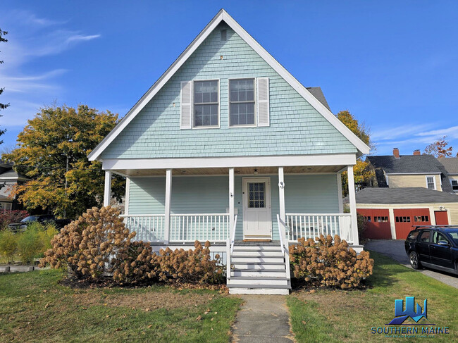 property at 3 Charles Rd