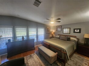 24921 Pine Hill in Leesburg, FL - Foto de edificio - Building Photo