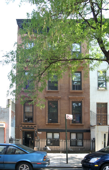 417 E 119th St in New York, NY - Foto de edificio