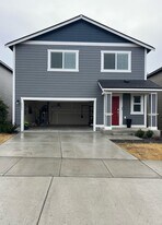 4501 W Bedford Ave in Spokane, WA - Building Photo