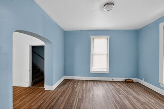 475 N 24th St in East St. Louis, IL - Building Photo - Building Photo