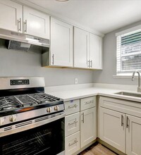 1020-1026 Grand St in Redwood City, CA - Foto de edificio - Interior Photo