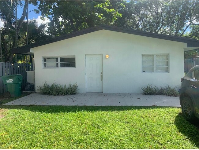 7215 Sunset Dr, Unit 7215