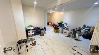 1465 E 64th St, Unit 1 in Brooklyn, NY - Building Photo