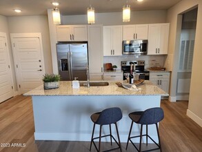 1375 N 145th Ave, Unit B3 in Goodyear, AZ - Building Photo - Building Photo