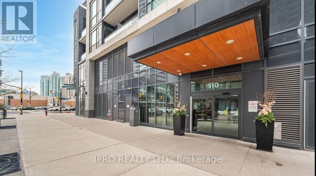 510-510 Curran Place in Mississauga, ON - Building Photo - Building Photo