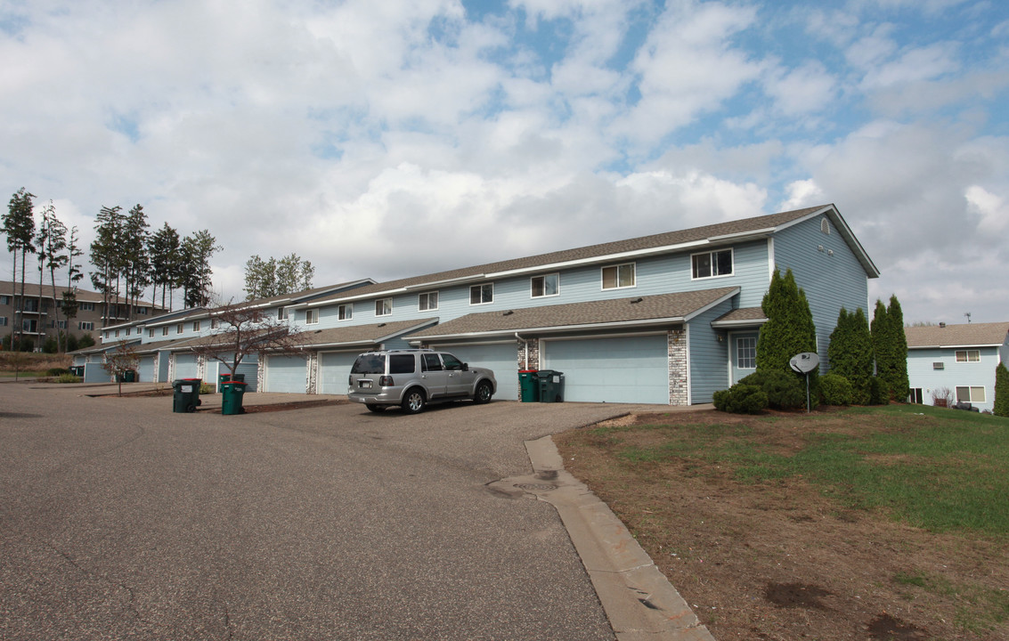 1901 Industrial St in Hudson, WI - Building Photo