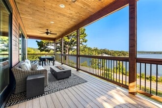 16217 AR-12 in Rogers, AR - Building Photo - Building Photo