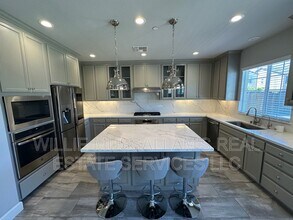 287 E Angelina Ave in Tracy, CA - Building Photo - Building Photo