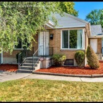2577 S 700 E in Salt Lake City, UT - Building Photo