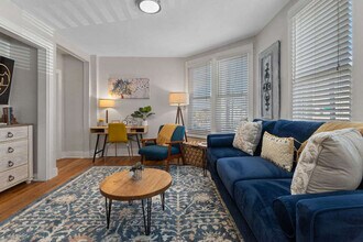 2490 Main St in Littleton, CO - Building Photo - Building Photo