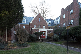 Wyndon Apartments in Wynnewood, PA - Building Photo - Building Photo