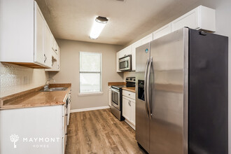 10999 Highridge Ct in Hampton, GA - Building Photo - Building Photo