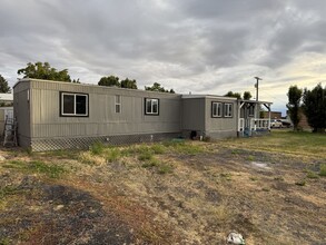 410 S 2nd St in Coulee City, WA - Building Photo - Building Photo