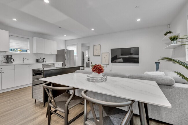 443 E 55th Ave in Vancouver, BC - Building Photo - Building Photo