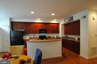 724 Vestal St in Woodbridge, VA - Building Photo - Building Photo