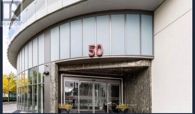 50 Absolute Ave in Mississauga, ON - Building Photo - Building Photo