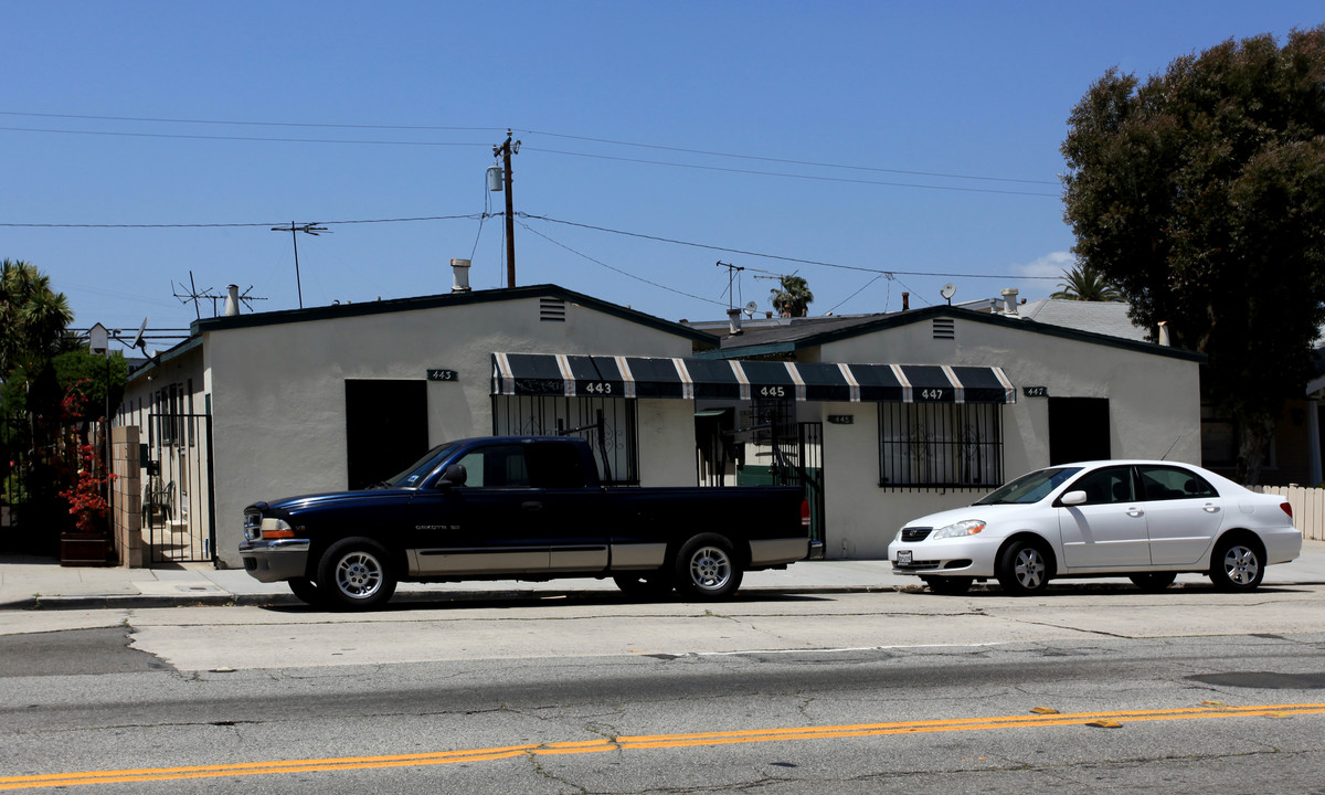 445-447 Redondo Ave in Long Beach, CA - Building Photo