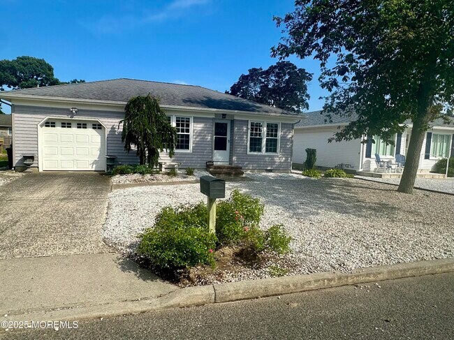 property at 1504 Ivy Rd