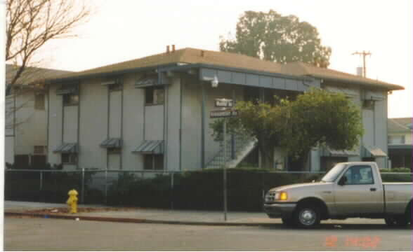 223 Alexander Ave in San Jose, CA - Foto de edificio - Building Photo