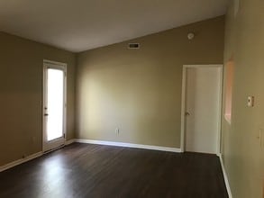 19 Pond Ln in Amelia, OH - Building Photo - Building Photo