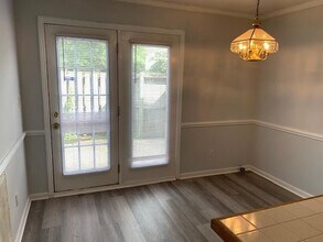 3811-3X-1 Sterling Pointe Dr in Greenville, NC - Building Photo - Building Photo