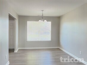 5321 Carnelian Dr in Raleigh, NC - Foto de edificio - Building Photo