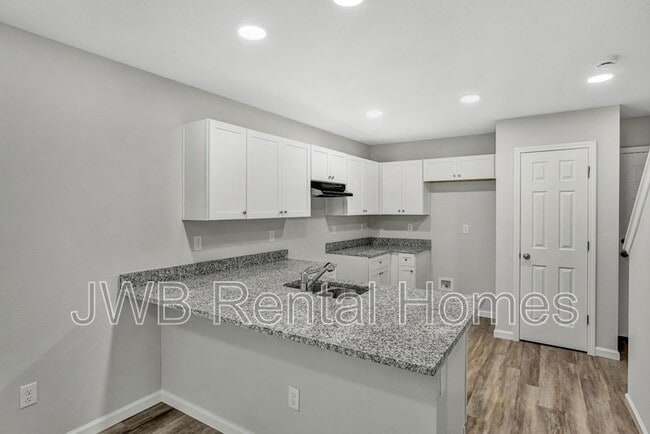 524 Odessa St in Jacksonville, FL - Building Photo - Building Photo