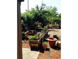 1104-1108 E Broadway in Anaheim, CA - Building Photo