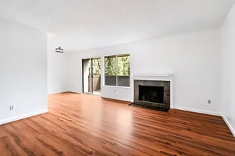 3701 Colonial Dr in Modesto, CA - Building Photo - Building Photo