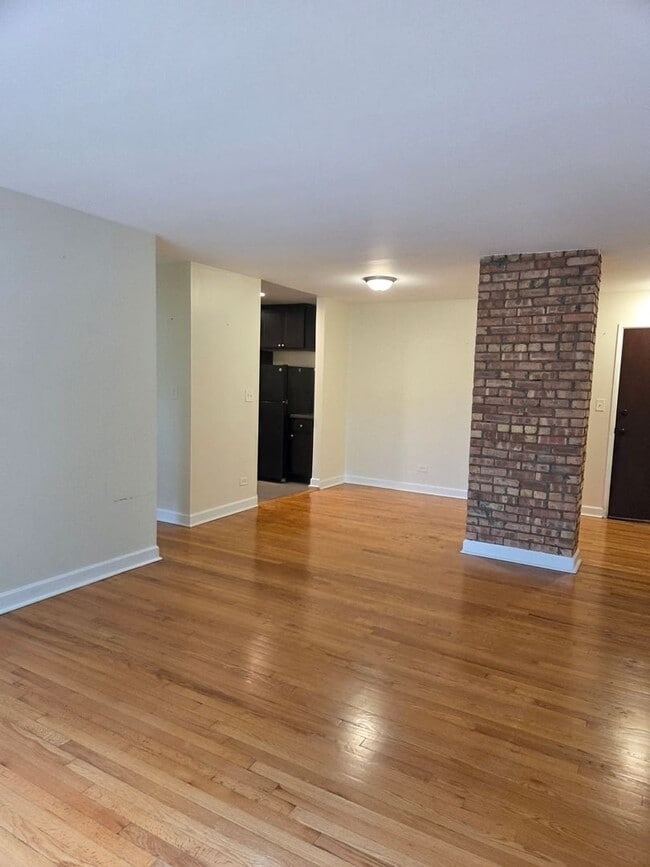 1775 Highland