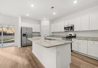 942 Evergreen Rd in Winder, GA - Building Photo - Building Photo