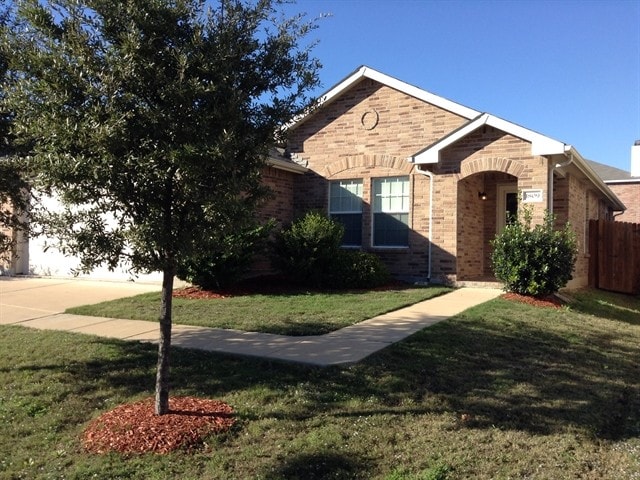 1809 Trego Dr in Justin, TX - Building Photo - Building Photo