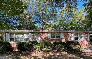 3743 Jiles Rd in Kennesaw, GA - Building Photo