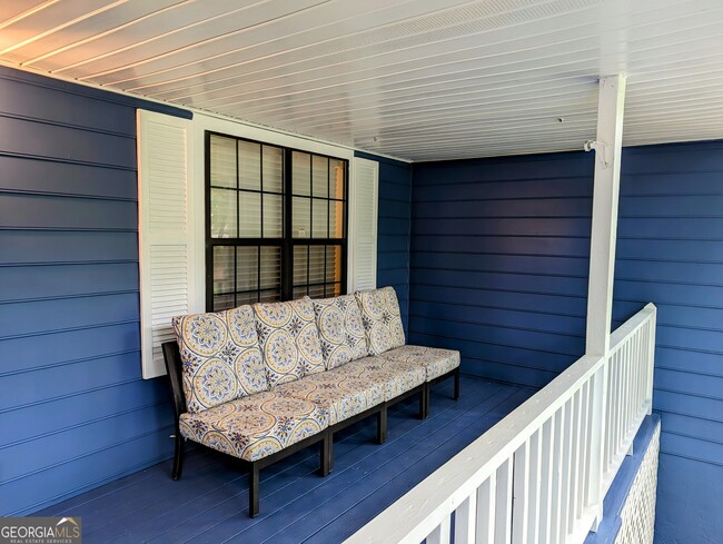 7834 Fielder Rd in Jonesboro, GA - Foto de edificio - Building Photo