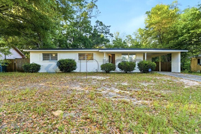918 E Montclair Rd in Pensacola, FL - Building Photo - Building Photo