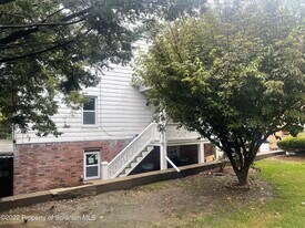 1833 S Webster Ave in Scranton, PA - Building Photo