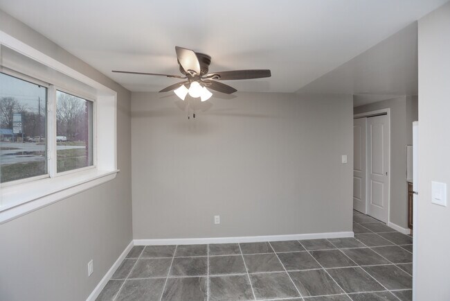 Maple Creek Village in Indianapolis, IN - Building Photo - Interior Photo