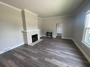 19 S 18th St in Terre Haute, IN - Building Photo - Building Photo