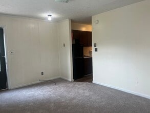 12 Rainbow Forest Dr in Lynchburg, VA - Building Photo - Building Photo