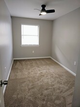 412 N Armistead St, Unit 102 in Alexandria, VA - Building Photo - Building Photo