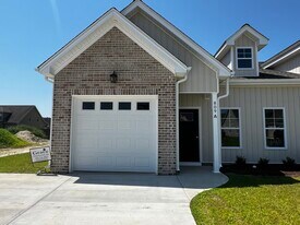 809A Sarah Rebecca Dr in Greenville, NC - Building Photo