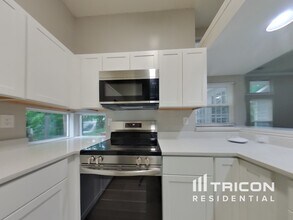 9929 Elsenham Ln in Charlotte, NC - Building Photo - Building Photo