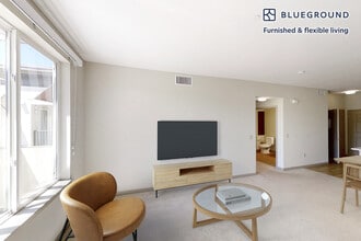 5200 Iron Horse Pkwy, Unit SI FL5-ID10831A in Dublin, CA - Building Photo - Building Photo